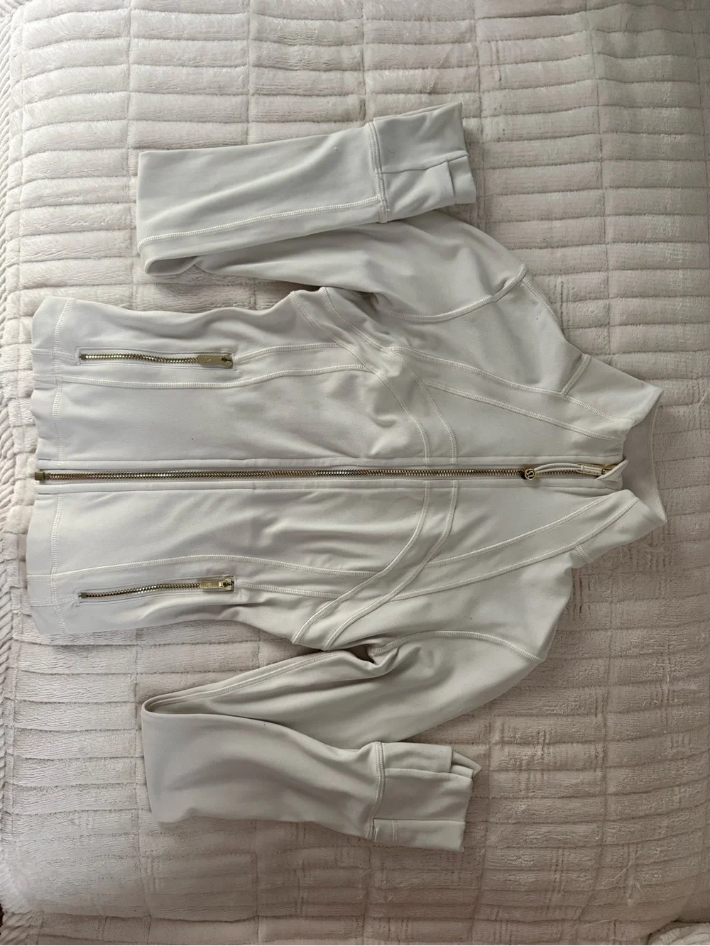 Lululemon White Ivory Cropped Define Jacket nulu with Gold Zippers